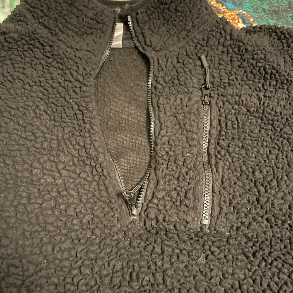 Furry pullover jacket - Picture 2 of 2